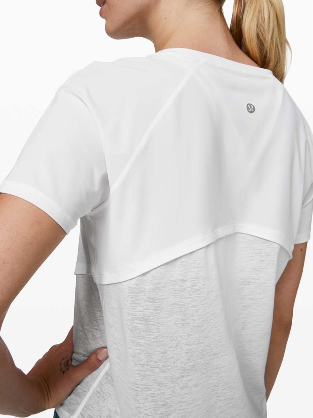 Lululemon Womens Chasing Miles Short Sleeve Mesh Run Top White Size 10
